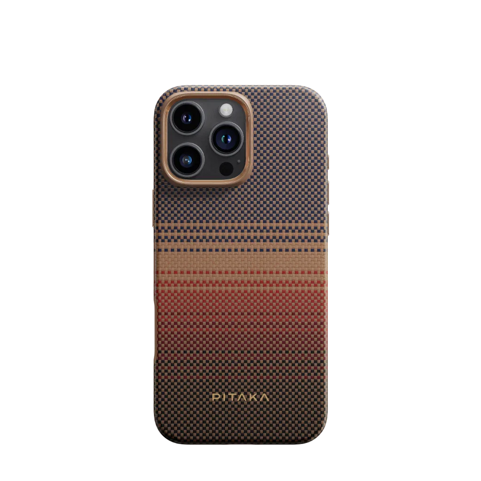 Sunset,iPhone 16 Pro