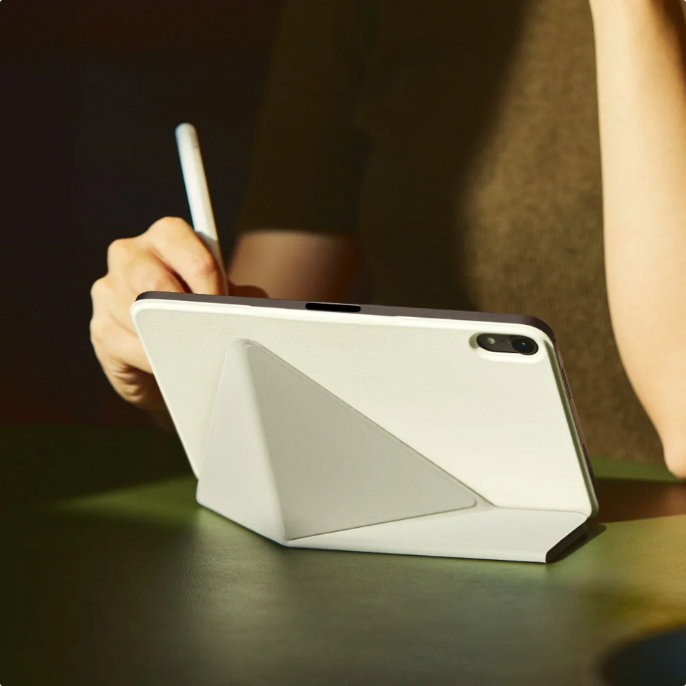 iPad mini 6+iPad mini 7 (A17 Pro),White