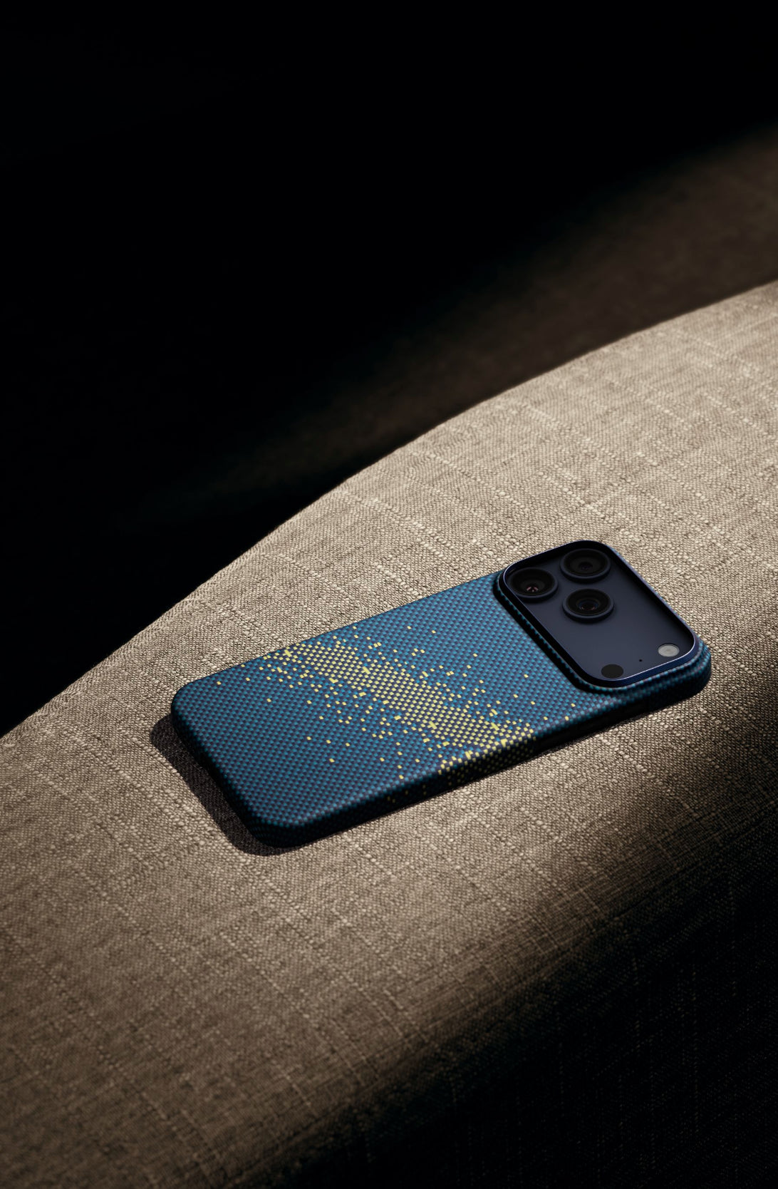 جراب نحيف للغاية لسلسلة iPhone 17